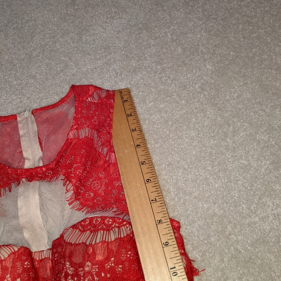 Steppin' out Women's Lace Flare Hem Dress - Picture 9 of 16